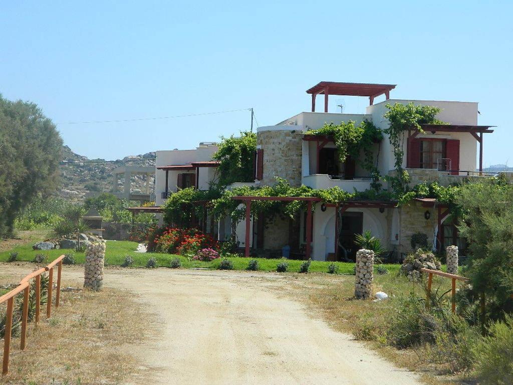 Acti Plaka Hotel Buitenkant foto