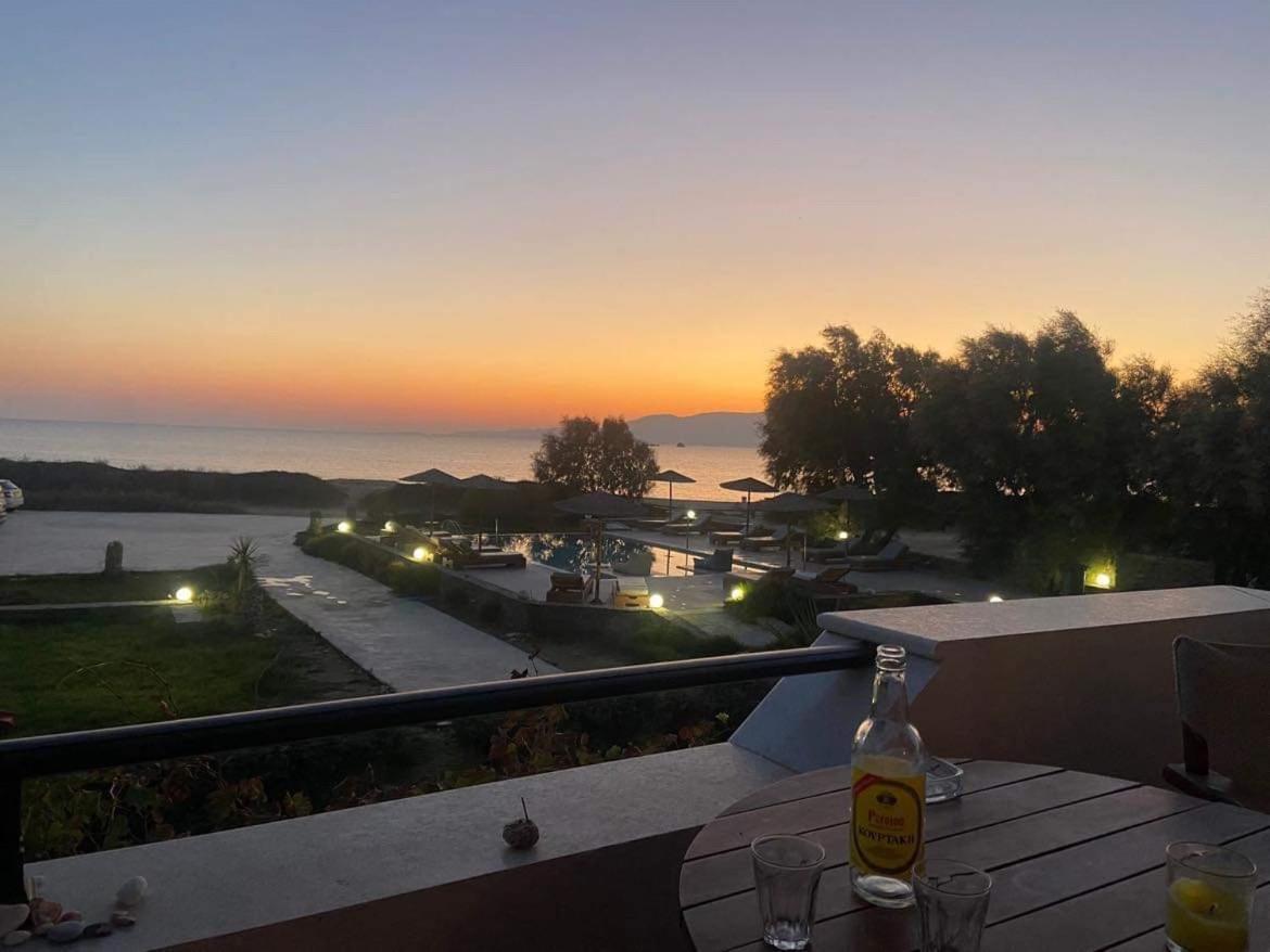Acti Plaka Hotel Buitenkant foto