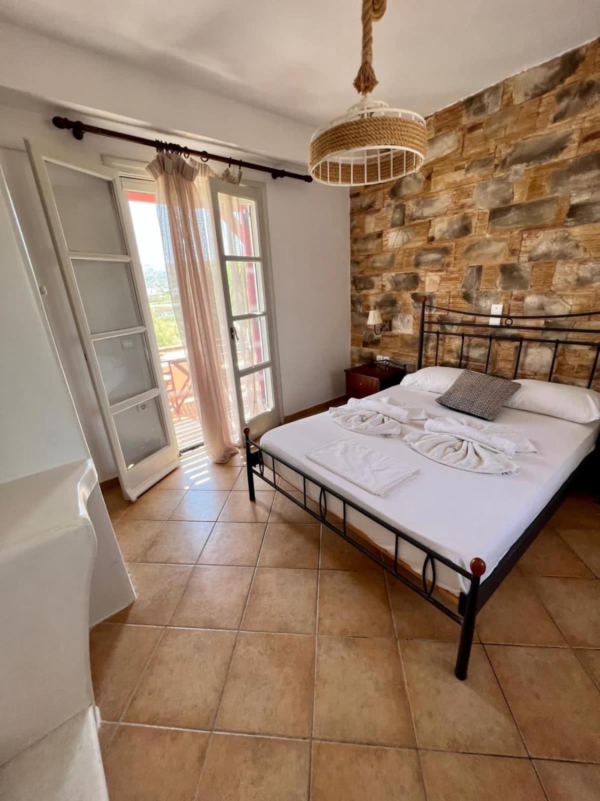 Acti Plaka Hotel Buitenkant foto