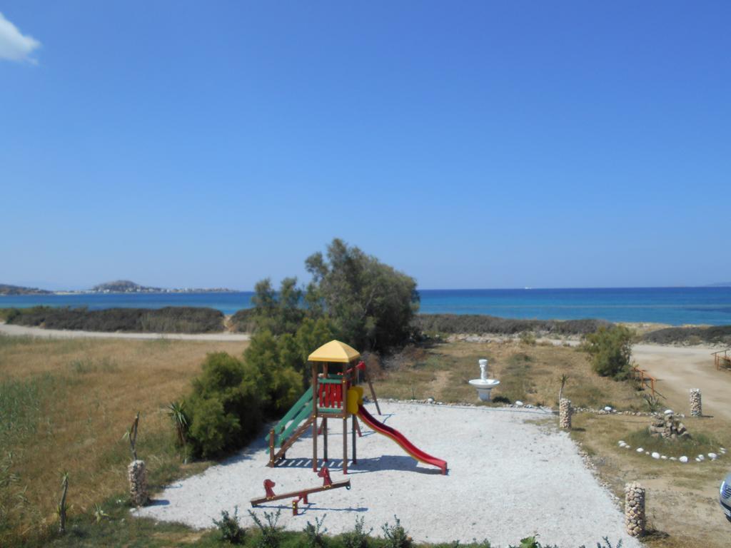 Acti Plaka Hotel Buitenkant foto