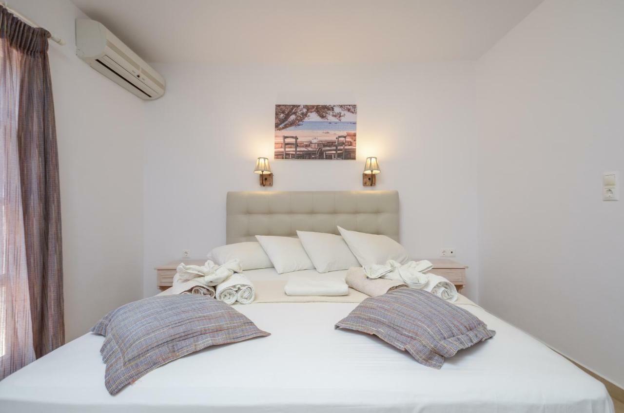 Acti Plaka Hotel Buitenkant foto